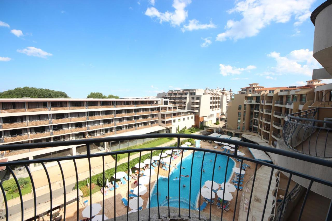 Grenada - Menada Apartments Słoneczny Brzeg Zewnętrze zdjęcie