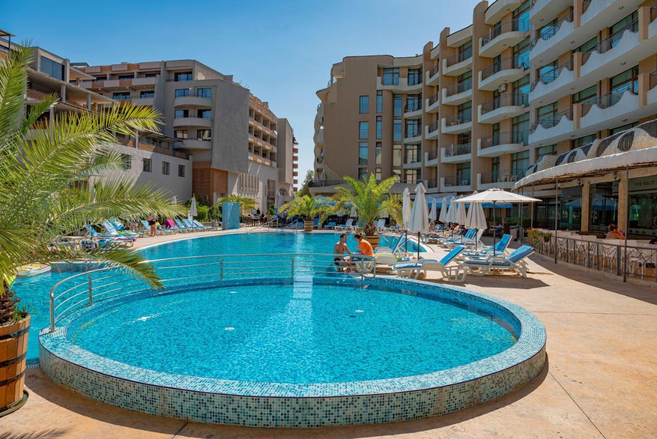 Grenada - Menada Apartments Słoneczny Brzeg Zewnętrze zdjęcie
