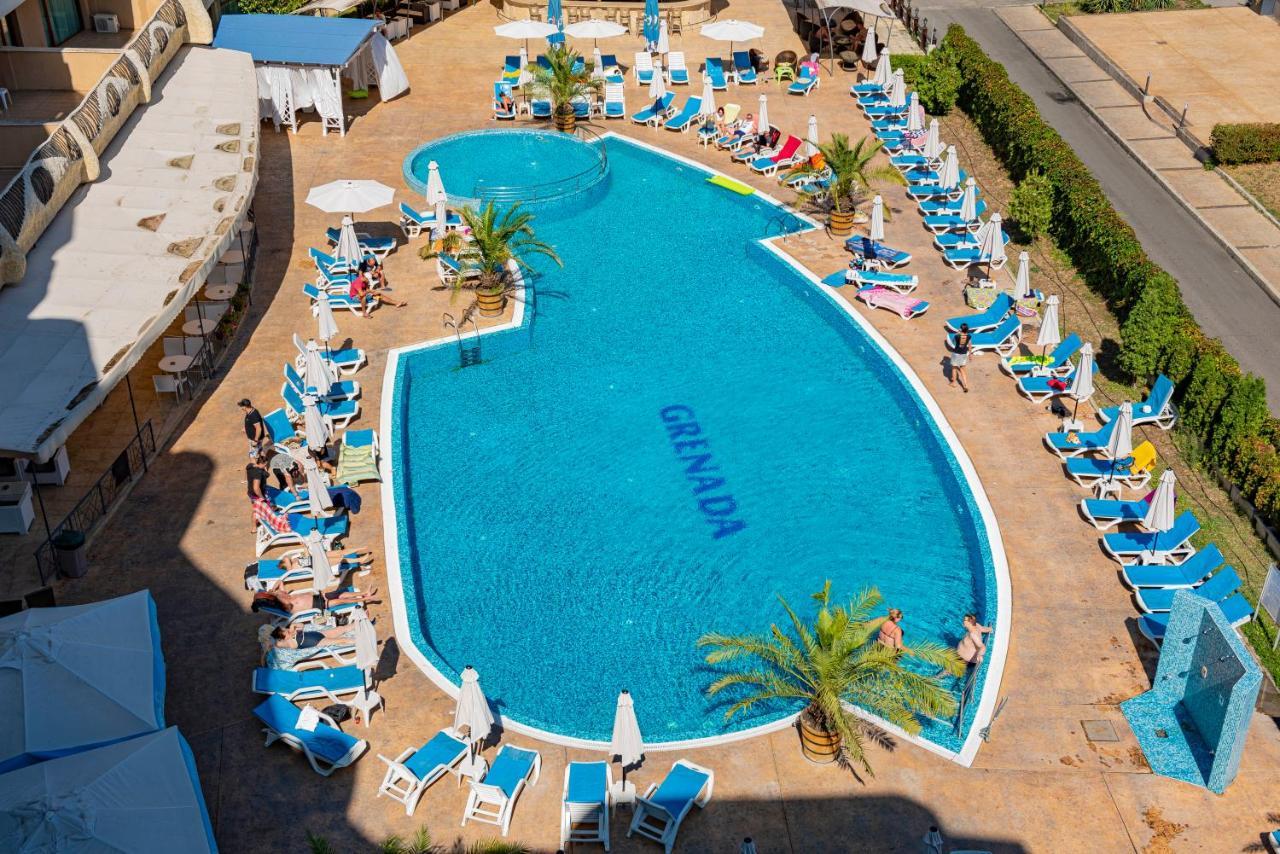 Grenada - Menada Apartments Słoneczny Brzeg Zewnętrze zdjęcie