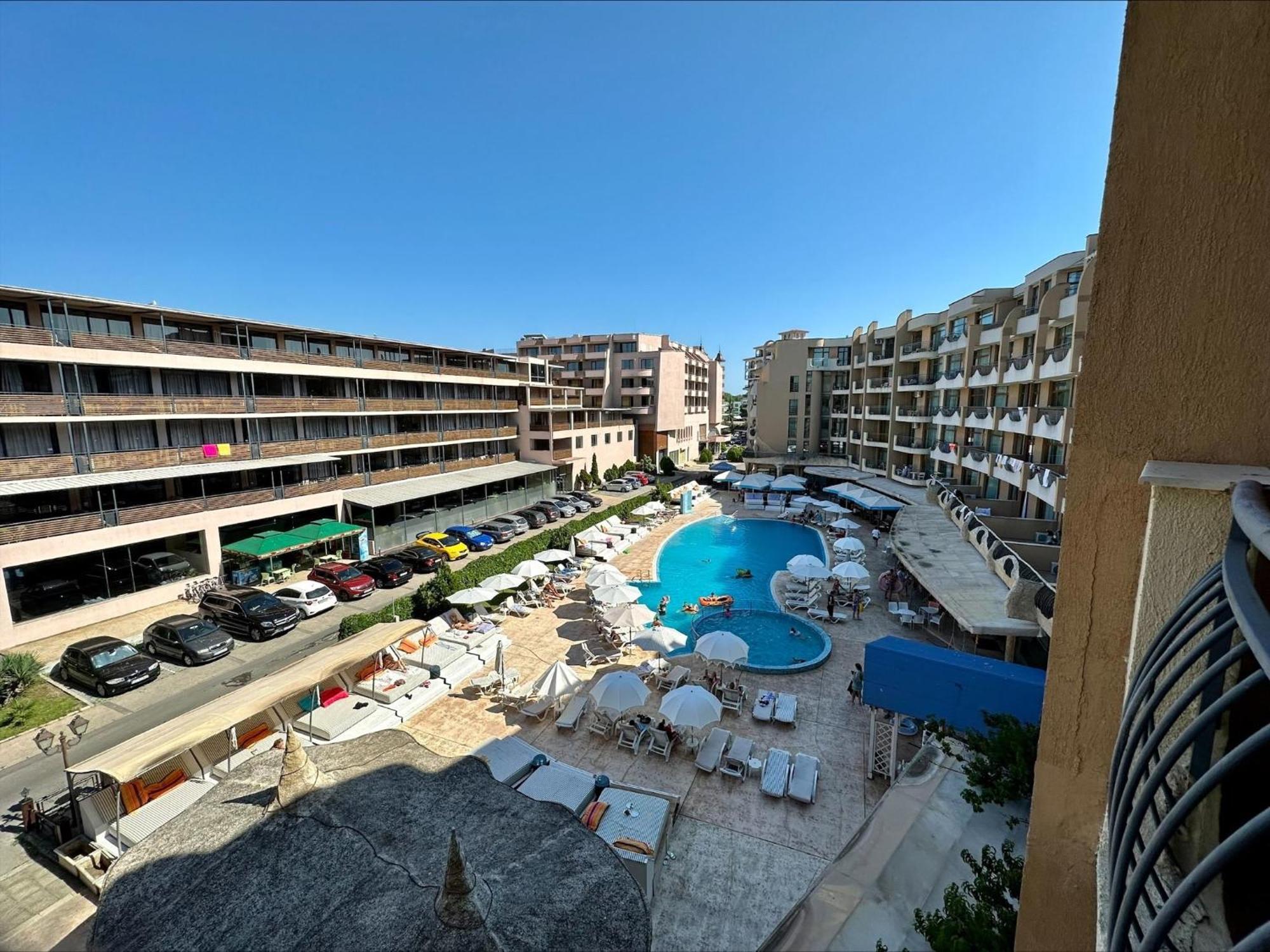 Grenada - Menada Apartments Słoneczny Brzeg Zewnętrze zdjęcie