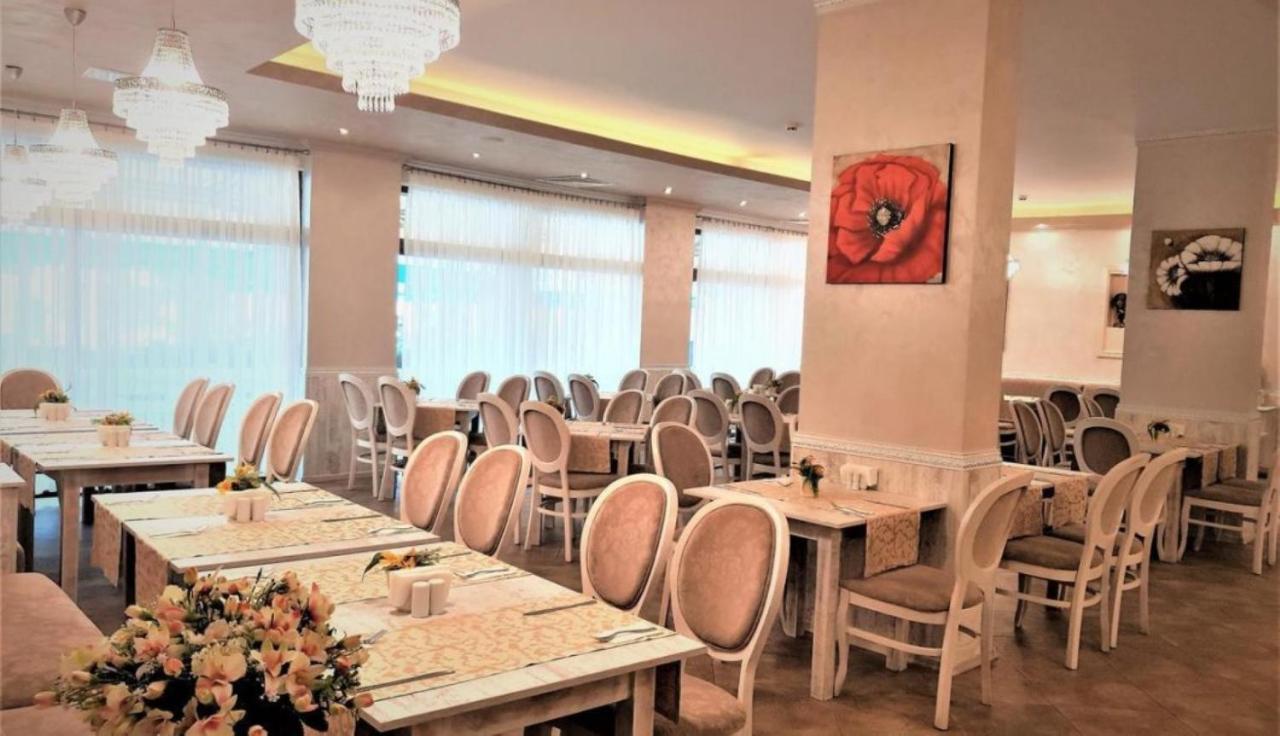 Grenada - Menada Apartments Słoneczny Brzeg Zewnętrze zdjęcie